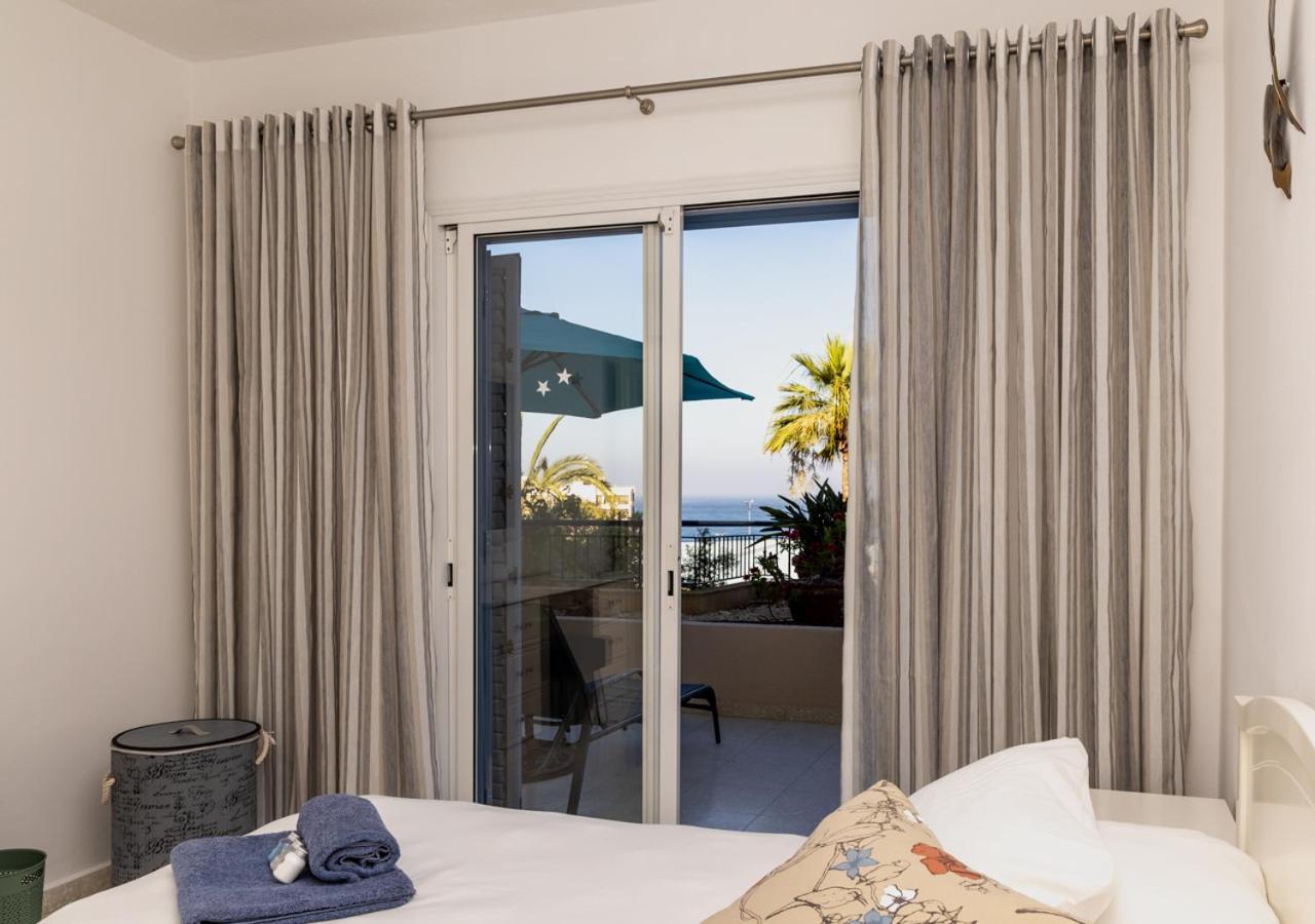 105 Kings Palace - Fabulous 2 Bed, 2 Bath, Large Patio With Garden - Sea Views Пафос Экстерьер фото