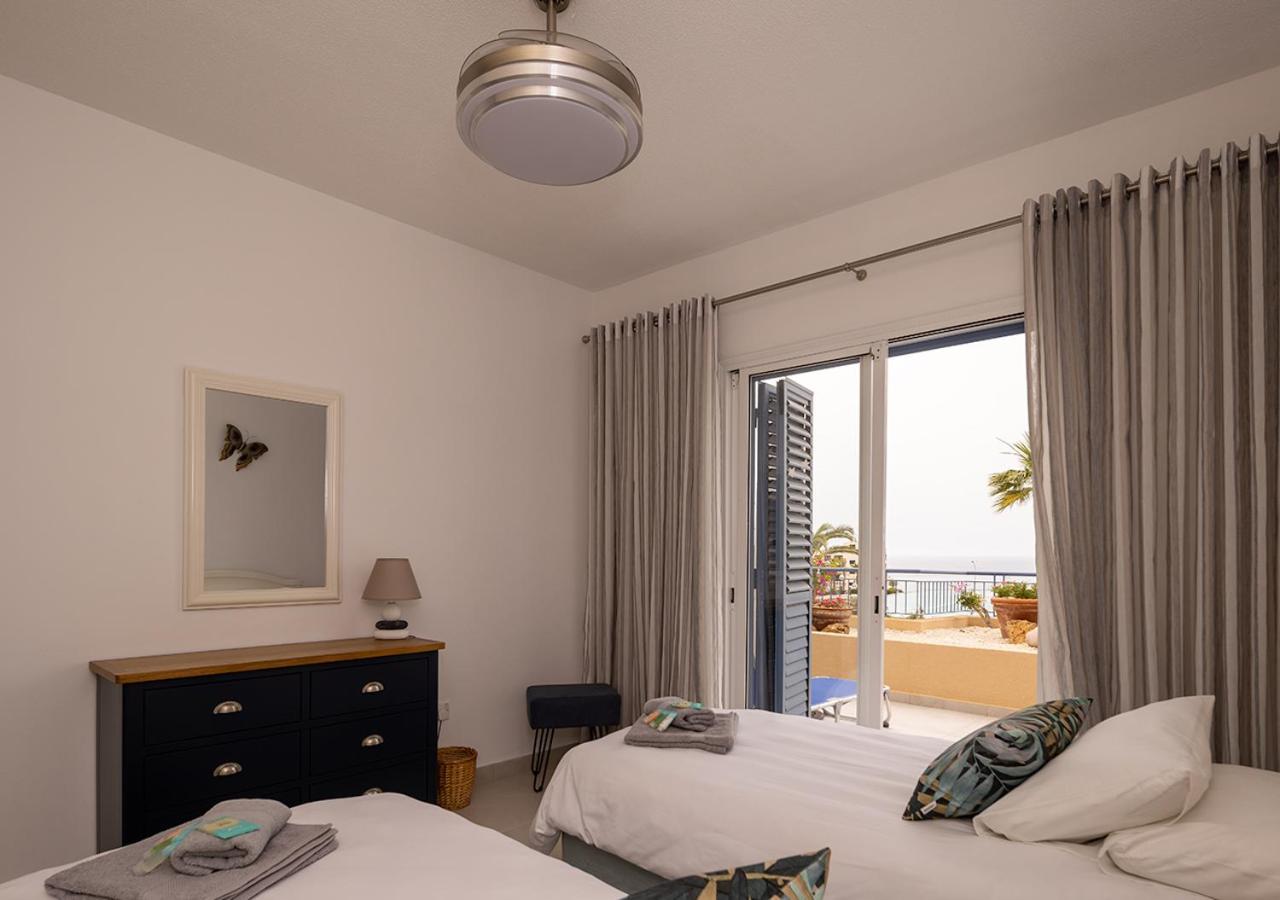 105 Kings Palace - Fabulous 2 Bed, 2 Bath, Large Patio With Garden - Sea Views Пафос Экстерьер фото