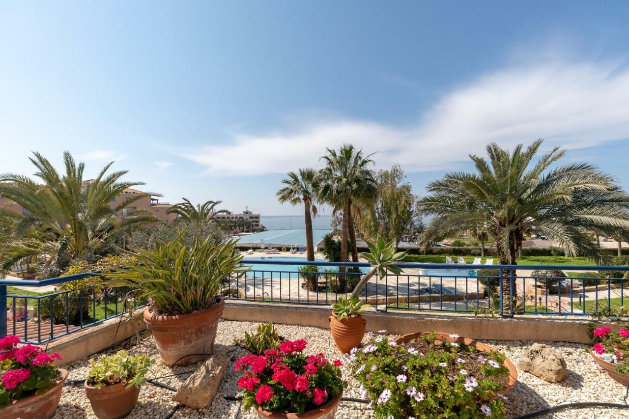 105 Kings Palace - Fabulous 2 Bed, 2 Bath, Large Patio With Garden - Sea Views Пафос Экстерьер фото