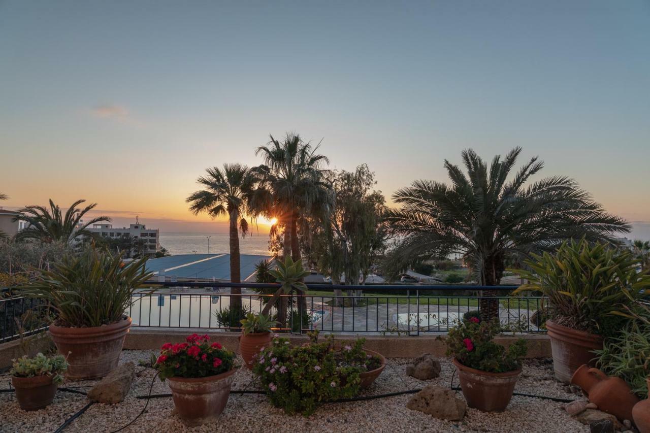 105 Kings Palace - Fabulous 2 Bed, 2 Bath, Large Patio With Garden - Sea Views Пафос Экстерьер фото
